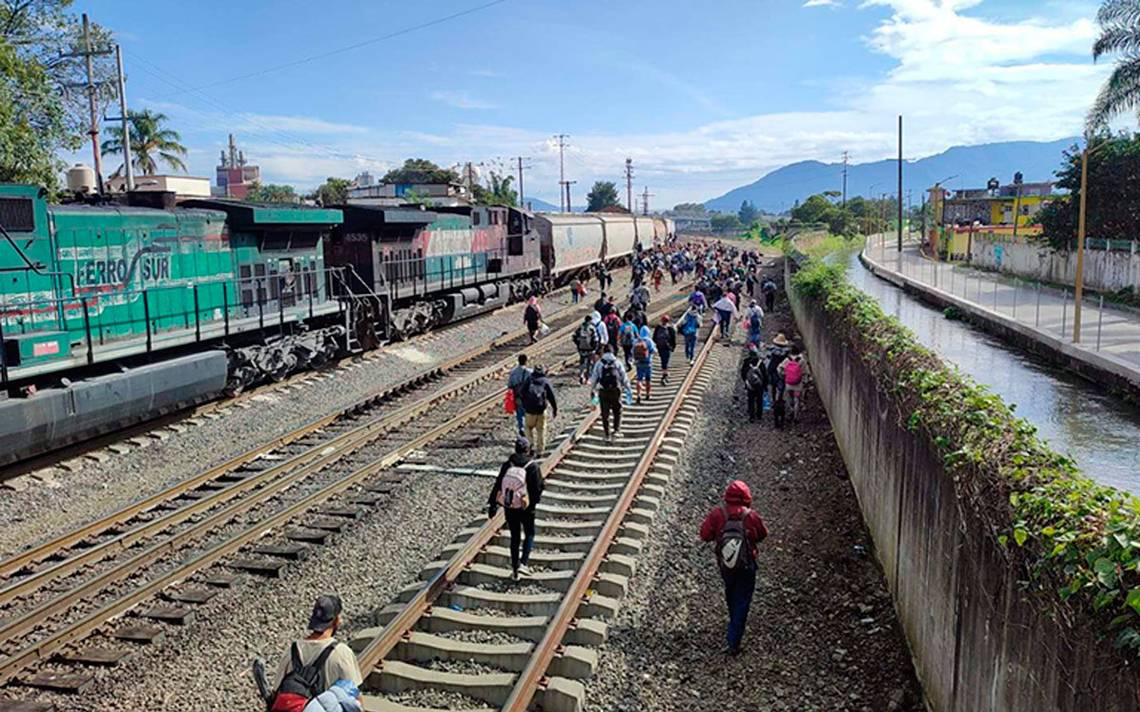 Caravana de migrantes en Veracruz acusa de agresiones a Fuerza