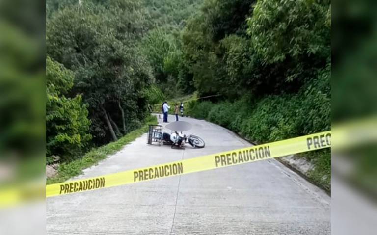 Muere vendedor de pollo al derrapar entre las comunidades de Cumbres de  Aquila y Fresnal Aquila Nogales - El Sol de Orizaba | Noticias Locales,  Policiacas, sobre México, Veracruz y el Mundo